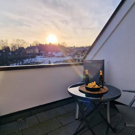 Schwarzwald-oase Mit Talblick Fuer 2 Bis 4 Gaeste Lejlighed